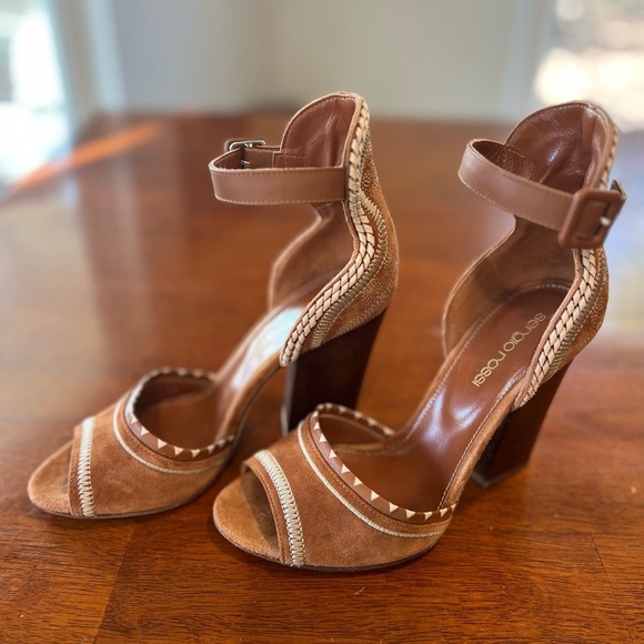 Sergio Rossi Suede Ankle Strap Heels Block Heel Sandals Brown Size 6 - Picture 10 of 11